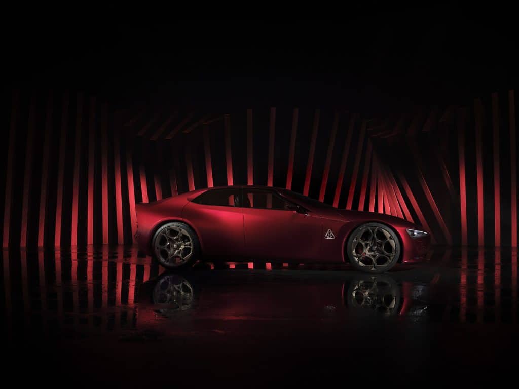 Alfa Romeo Cuorerosso vue de profil