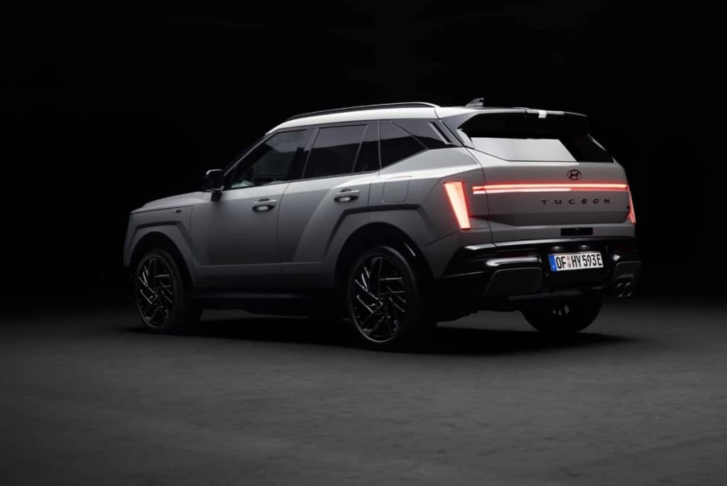 Hyundai Tucson N Line Nouvelle Génération gris vu de trois quarts arrière