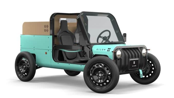 Kilow La Bagnole turquoise vue de trois quarts avant