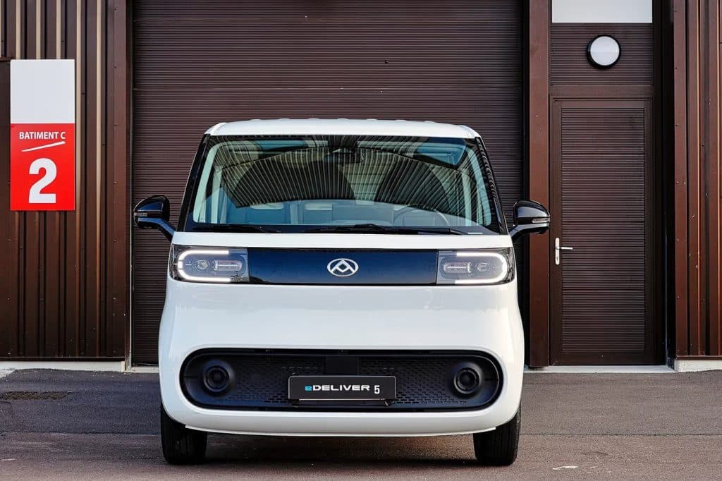 Face avant du Maxus eDeliver 5 avant restylage