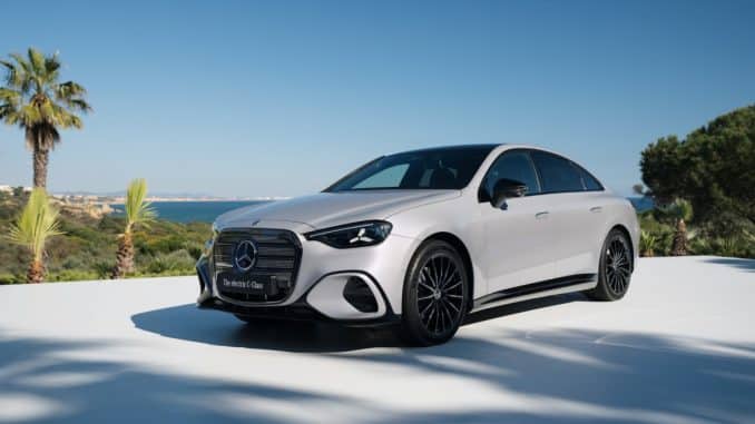 Mercedes Classe C électrique, vue de trois quarts avant