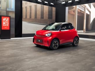 smart #2 Premium rouge de trois quarts avant