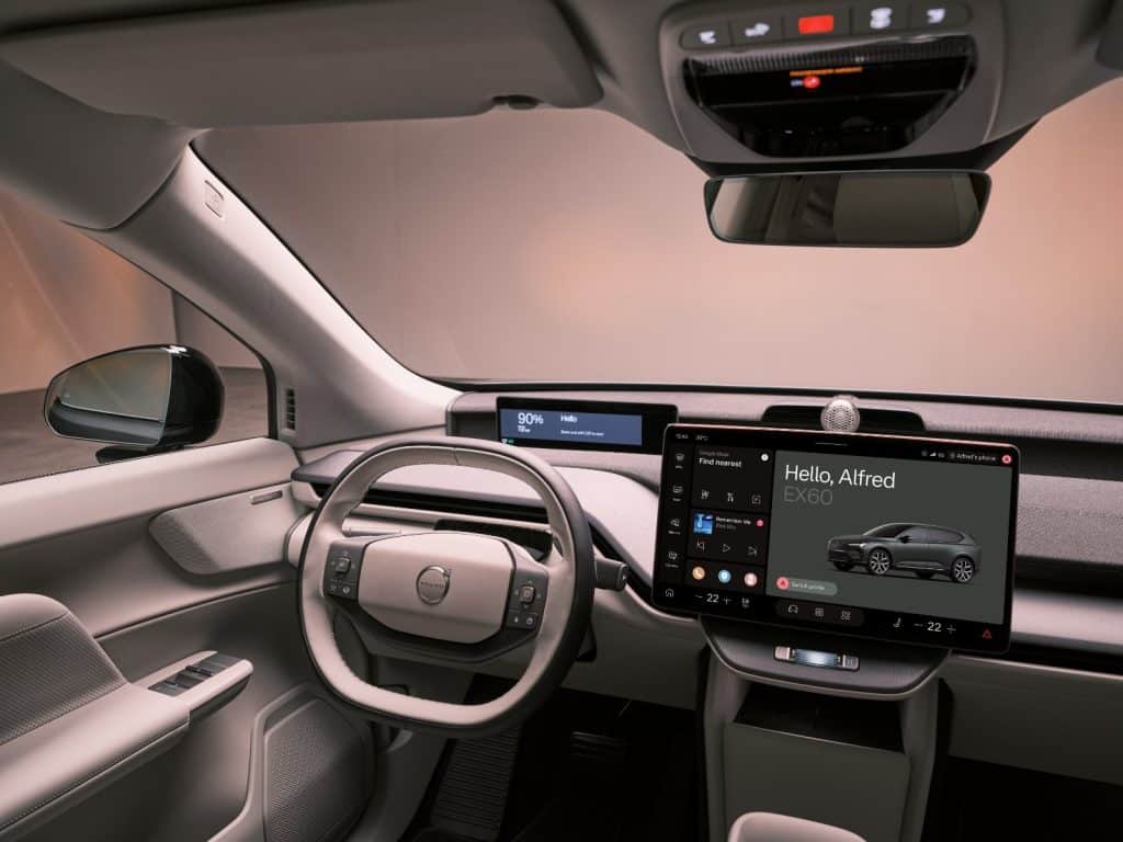 Le poste de conduite du Volvo EX60 avec son écran central